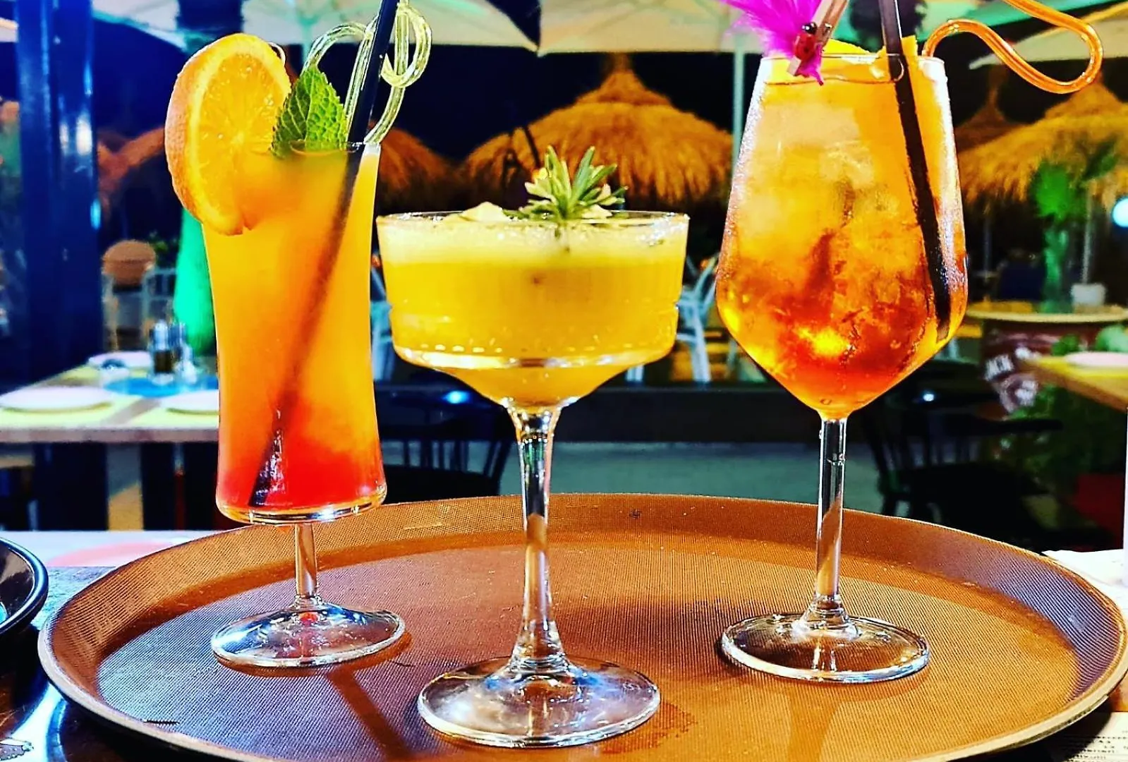 Premium Verona Hotel ドゥラス