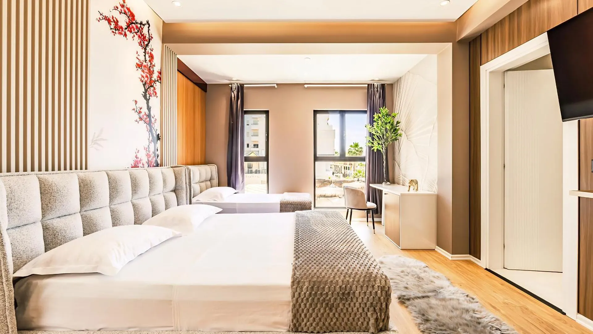 Premium Verona Hotel ドゥラス